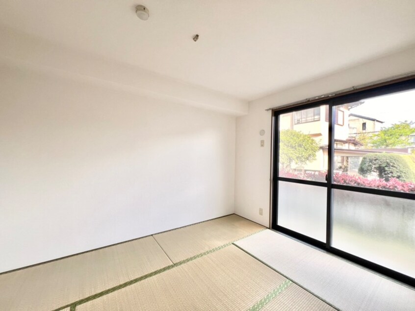 居室 セジュ－ル諸岡