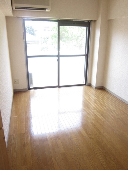 居室 コスモビレッジ