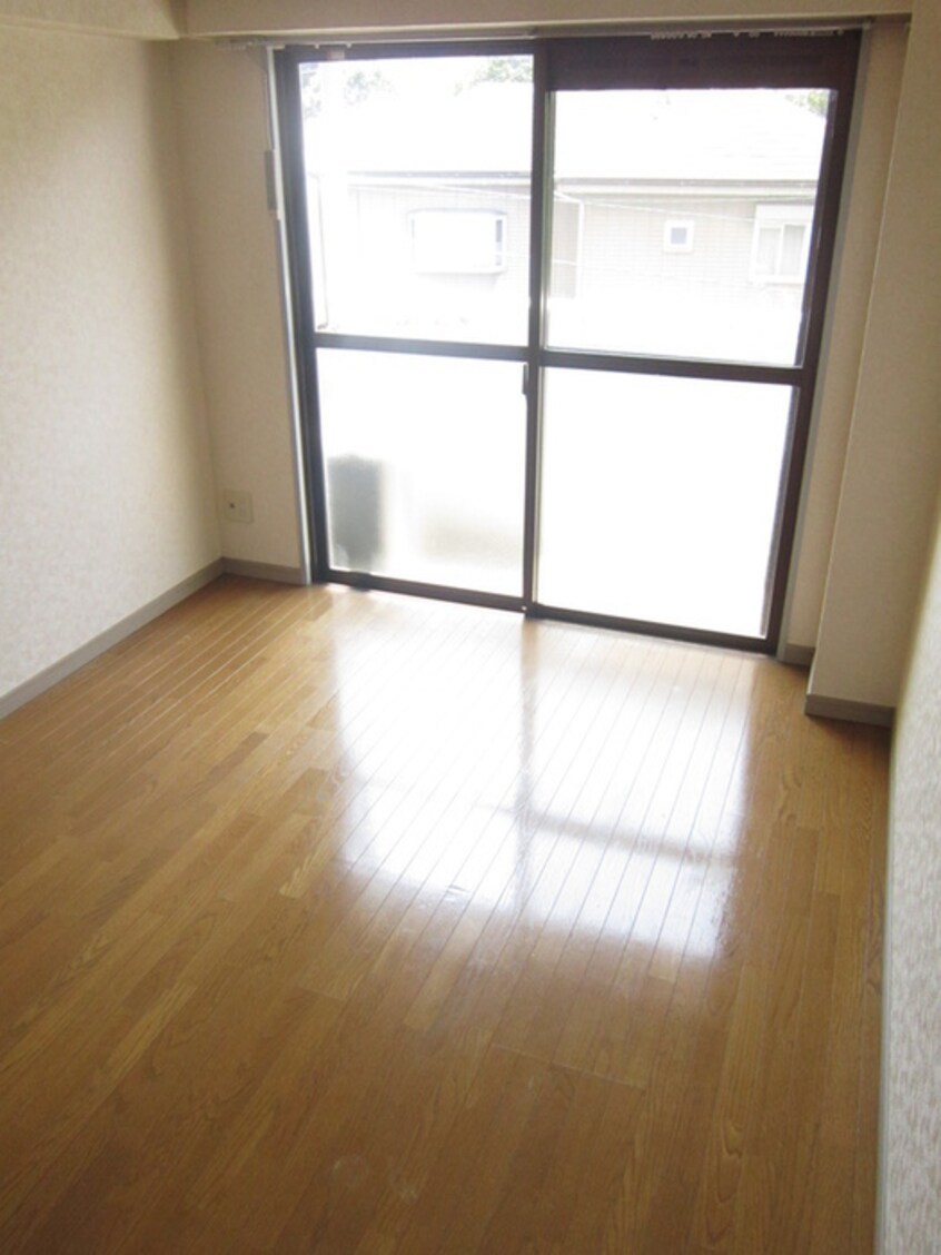 居室 コスモビレッジ