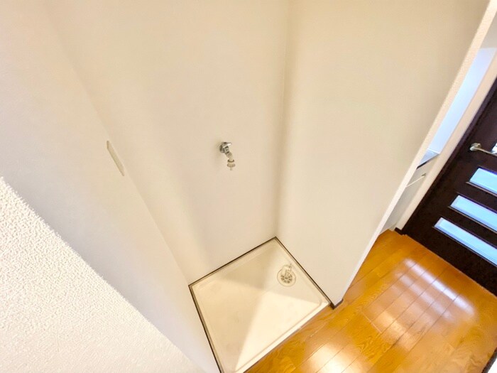 洗濯機置場 ﾗｲｵﾝｽﾞﾏﾝｼｮﾝ皇后崎公園(1004)