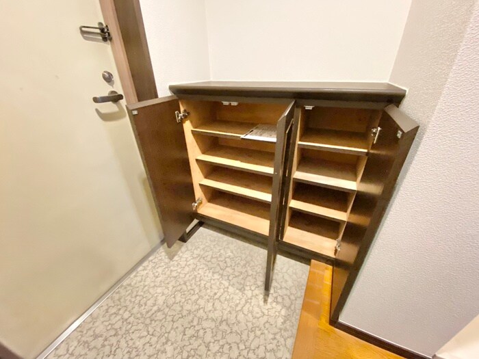 靴箱 ﾗｲｵﾝｽﾞﾏﾝｼｮﾝ皇后崎公園(1004)