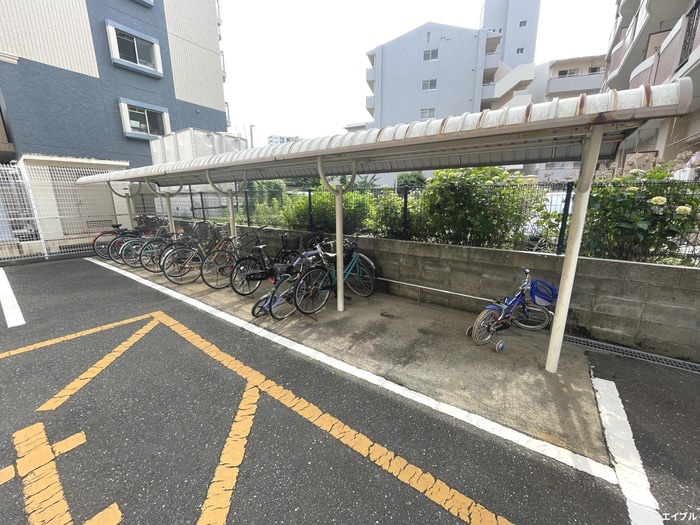 駐輪場 黒坂壱番館