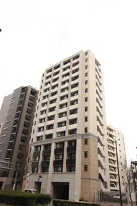 ｴﾝｸﾚｽﾄﾍﾞｲ天神東Ⅲ（204）