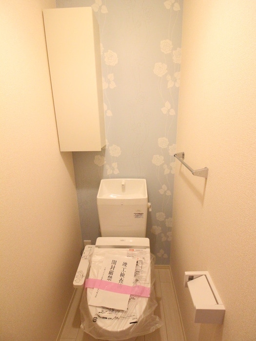 トイレ Ｄ－ｒｏｏｍＫ＆Ｙ　穴生