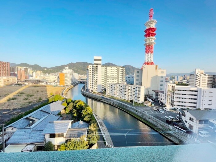 室内からの展望 エフズ・フラッツ古船場