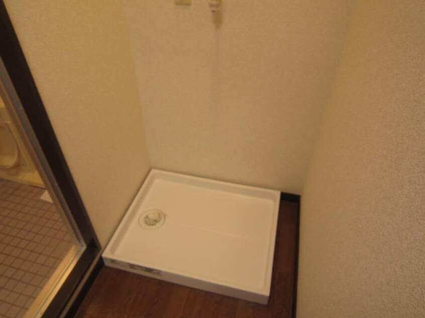 洗濯機置場 日之出ビル高砂