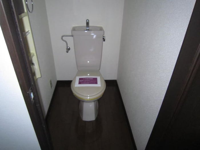 トイレ 日之出ビル高砂