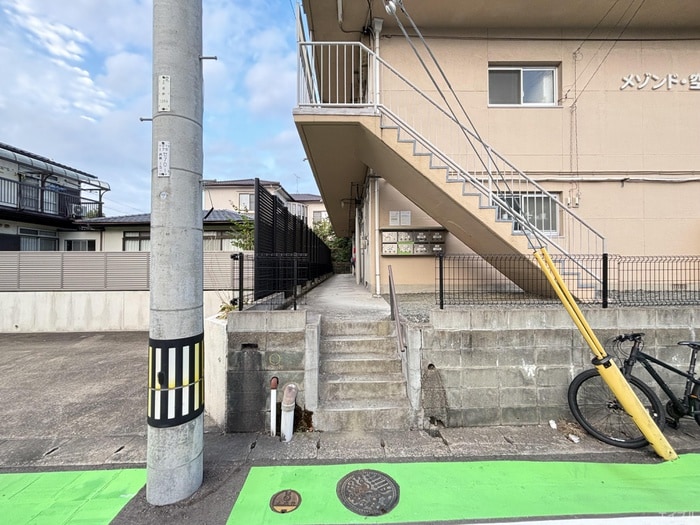 エントランス部分 メゾンド空港前