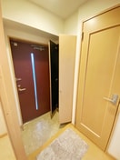 玄関 ジュピタ－