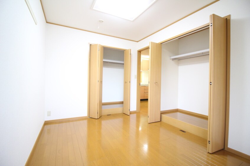 収納 フォレストピアＡ