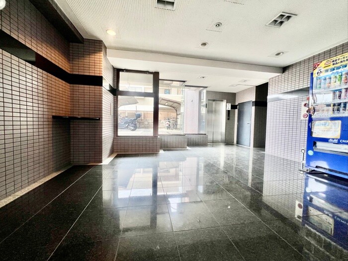 エントランス部分 サンヒルズ八千代