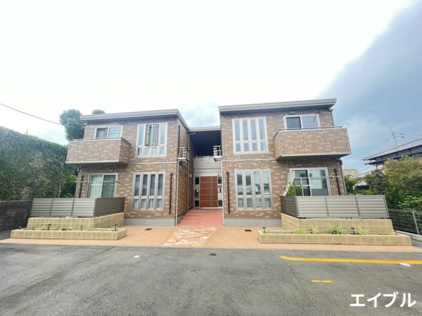 外観写真 ロイヤルヴィラⅤ