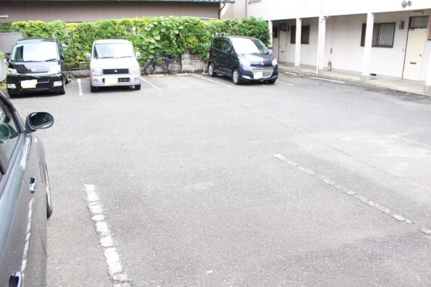 駐車場 コーポラスホワイト