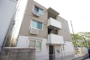 ラーフィア千早