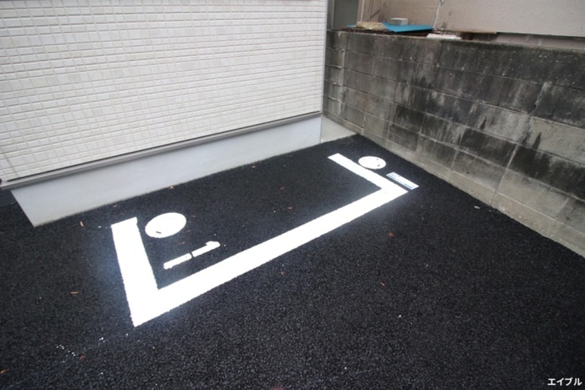 バイク置き場 MOANA