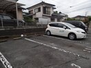 駐車場 サンヒルズ岡