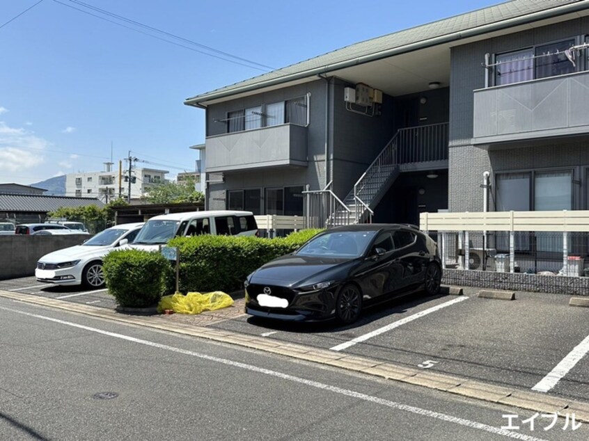 駐車場 シャーメゾン中井