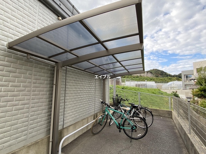 駐輪場 シェモア