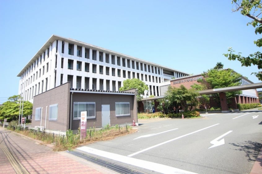 産業医科大学若松病院(病院)まで600m サニ－・ガ－デン