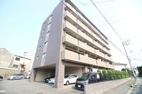 ルミエール諸岡