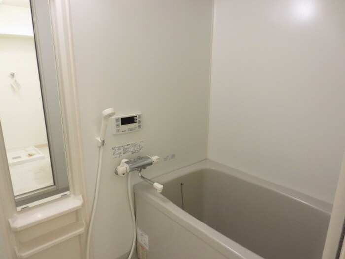 バス／シャワールーム等 Ｂ・Ｊハウス博多