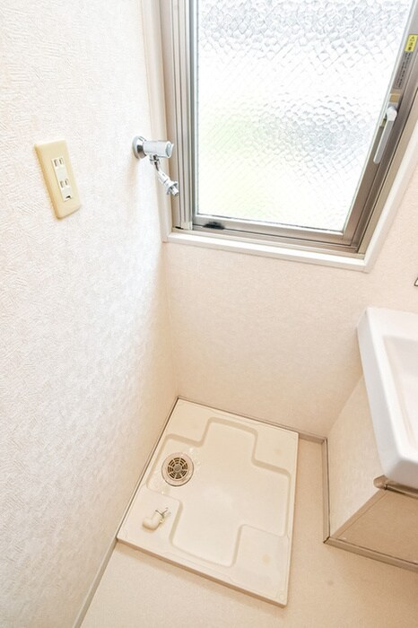 洗濯機置場 サヴォイステディハウス（1003）