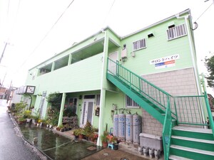 サロンドハイツ