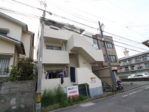 西新山元アパート