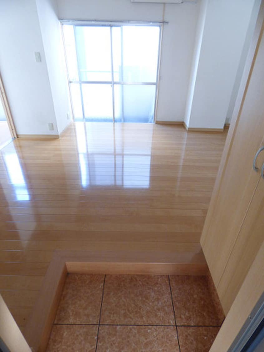 玄関 マキシム中津口