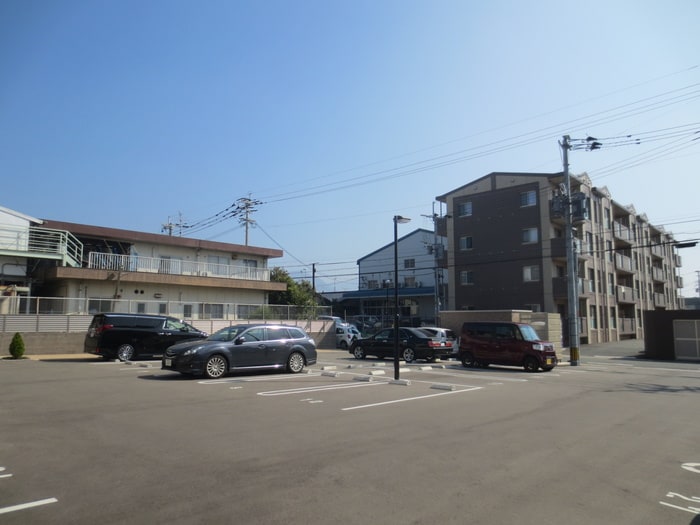 駐車場 アルバ　ヴィラ