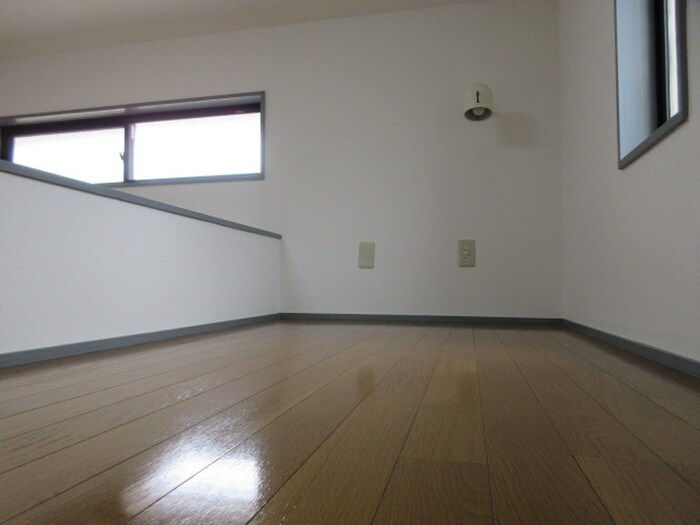 居室 ウイング奈多７