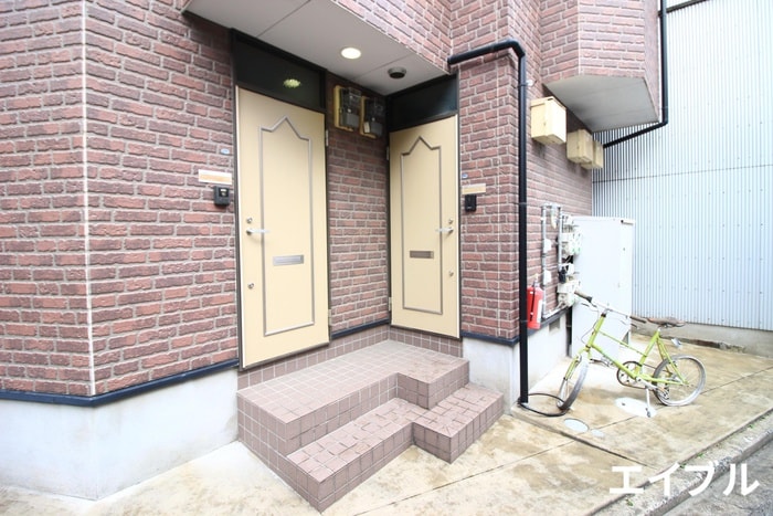 エントランス部分 ロザリオカーサⅢ