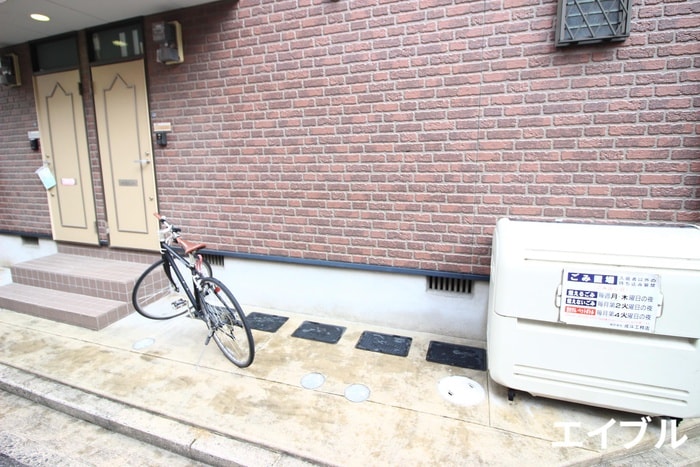 駐輪場 ロザリオカーサⅢ