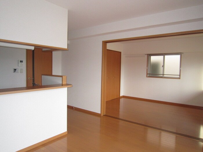 居室 自由ヶ丘ヒルズ・桜