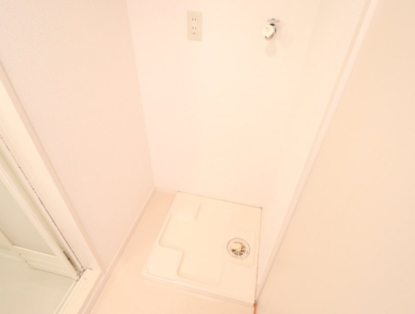 洗濯機置場 自由ヶ丘ヒルズ・桜