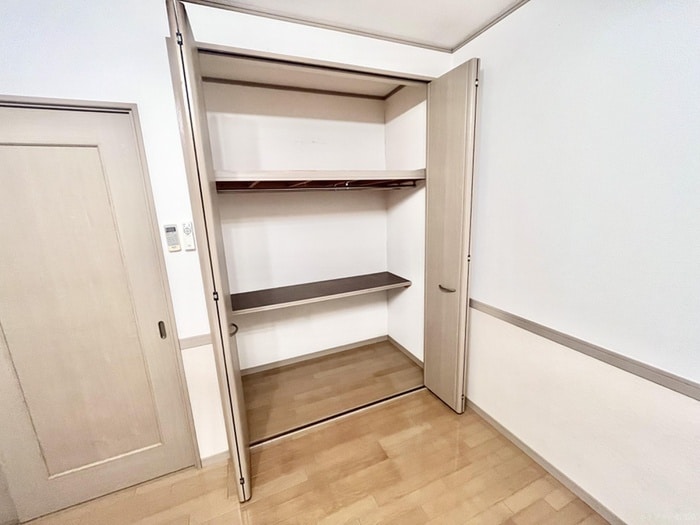 収納 サーフサイドビル海老津