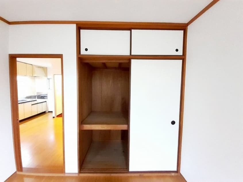 収納 エルディム山本２