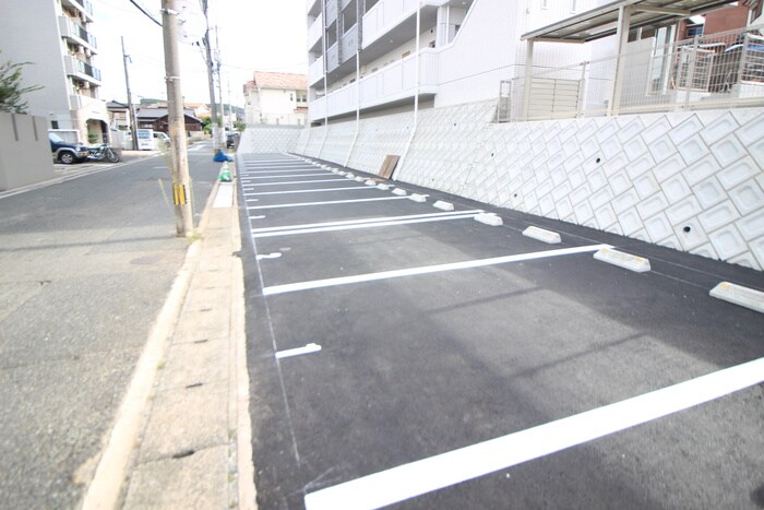 駐車場 シエラ戸畑