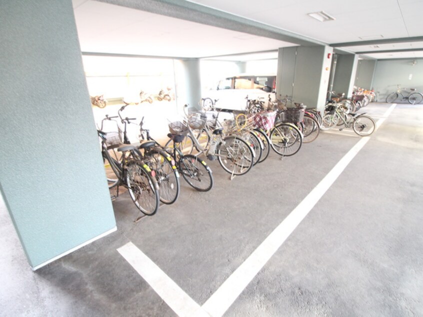 駐輪場 ダイアパレス姪浜（711）