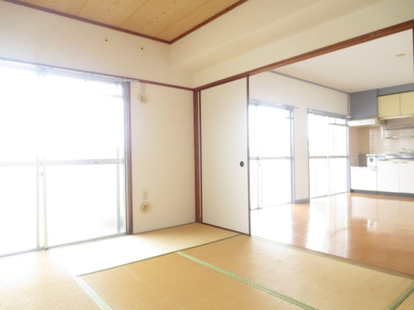 居室 サンコウ舞松原Ⅱ
