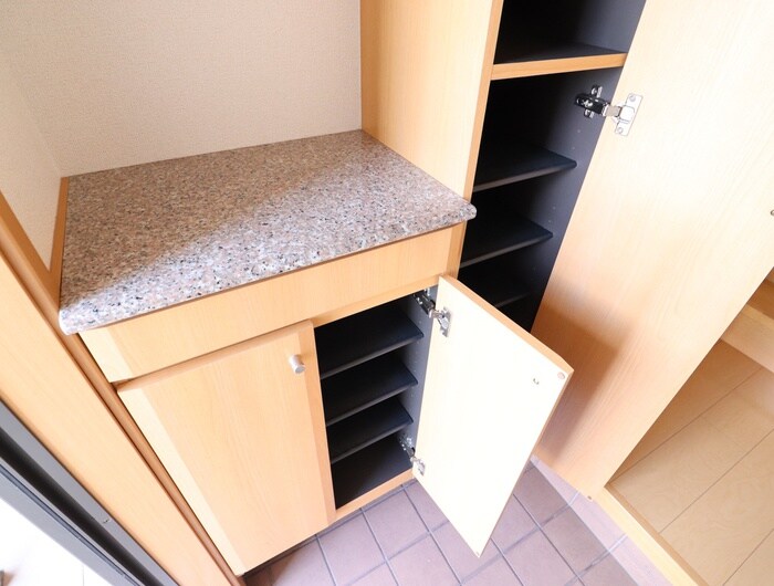 靴箱 グレ－ス城西ヶ丘Ｂ棟