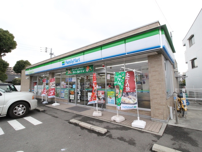 ファミリーマート久留米国分店(コンビニ)まで500m メゾン神代