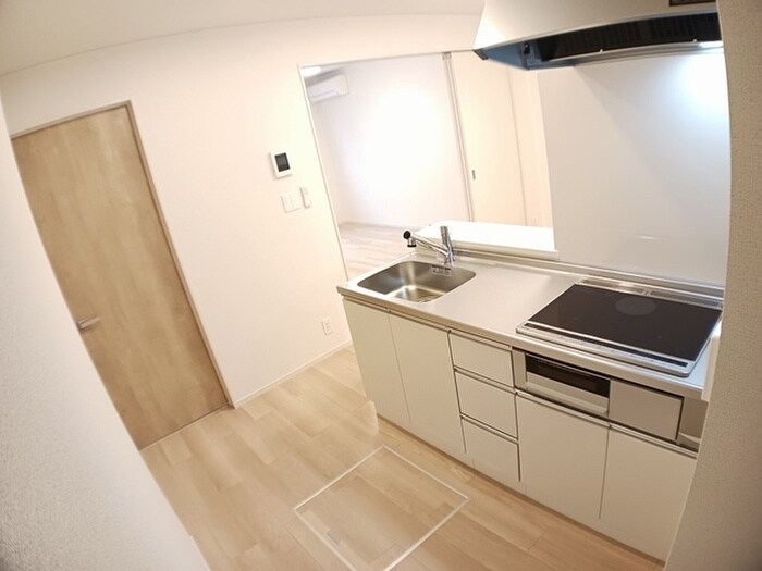 キッチン ロータス北泉3