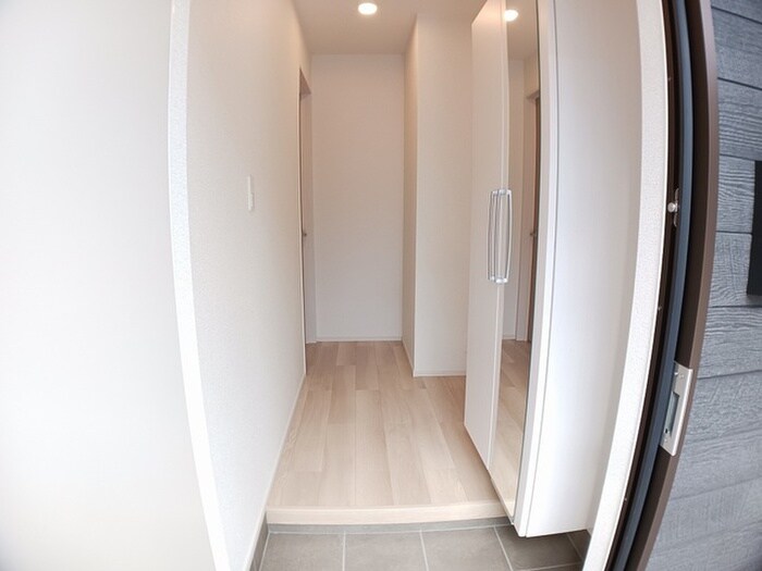 玄関 ロータス北泉3