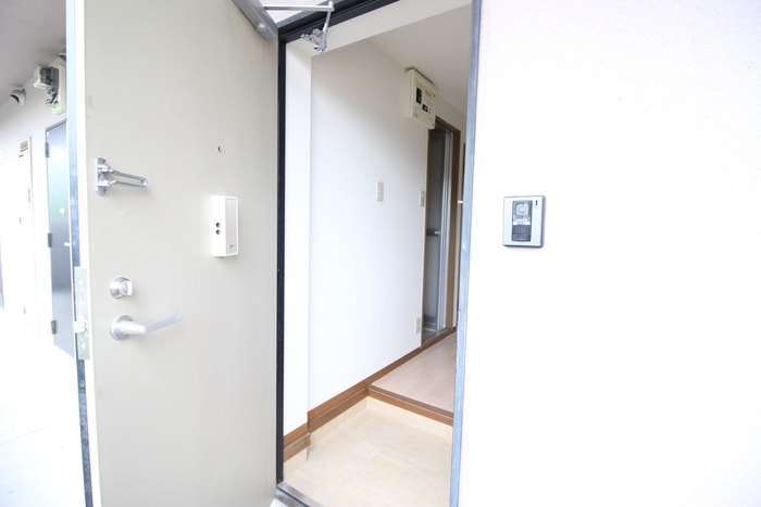 玄関 メイプルハウス