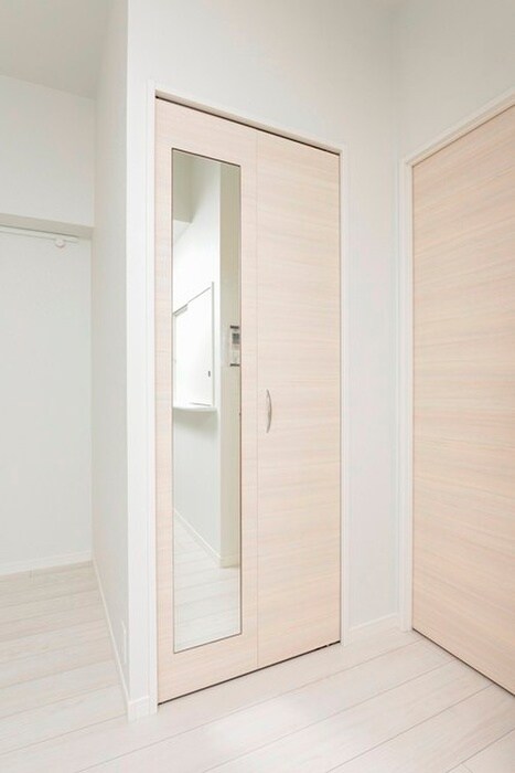 収納 エンクレスト舞鶴Ⅱ(206)