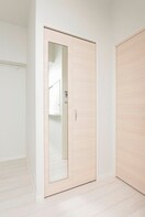 収納 エンクレスト舞鶴Ⅱ(206)