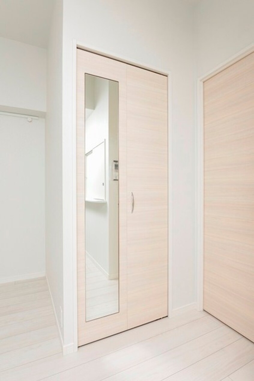 収納 エンクレスト舞鶴Ⅱ(206)