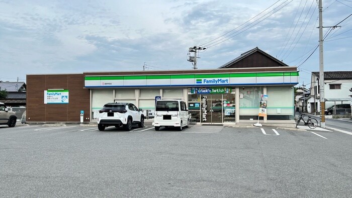 ファミリーマート飯塚幸袋店(コンビニ)まで390m ARK HAUS（アークハウス）