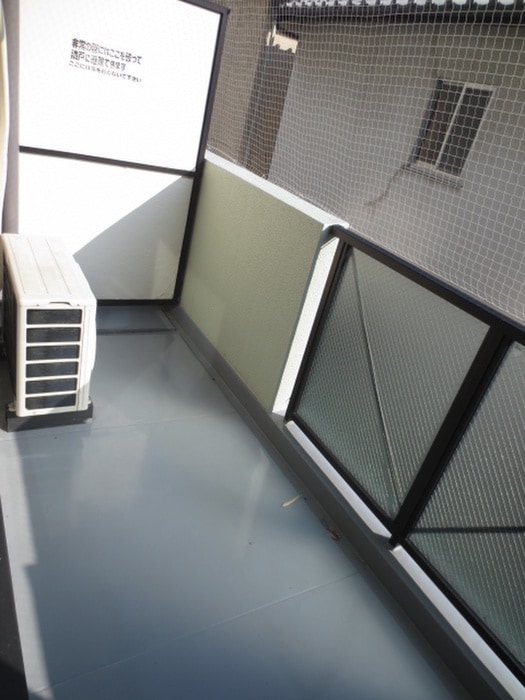 ベランダ・バルコニー ドウミル鳥飼